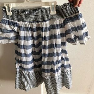 MISS SELFRIDGE off-the-shoulder short sleeve shirt